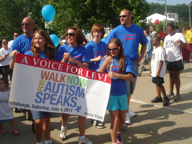 6-4-11-walk-now-for-autism-speaks-047.jpg 