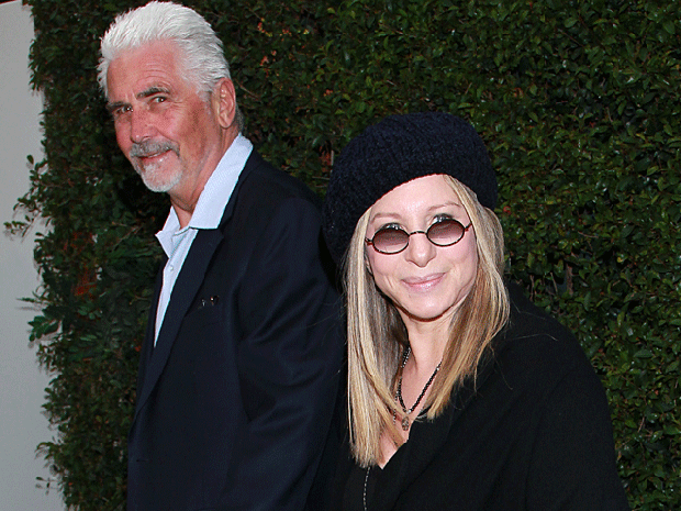 003-chanel--streissand.gif 