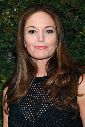 007-chanel-dianne--lane.gif 