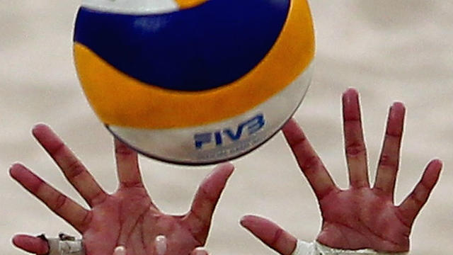 volleyball-hands-getty.jpg 