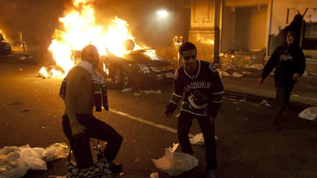 Vancouver riots after Canucks lose Stanley Cup Final  