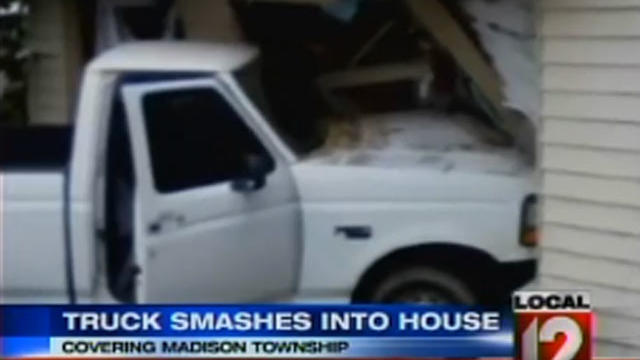 Pickup-crash,-Ohio-wkrc.jpg 