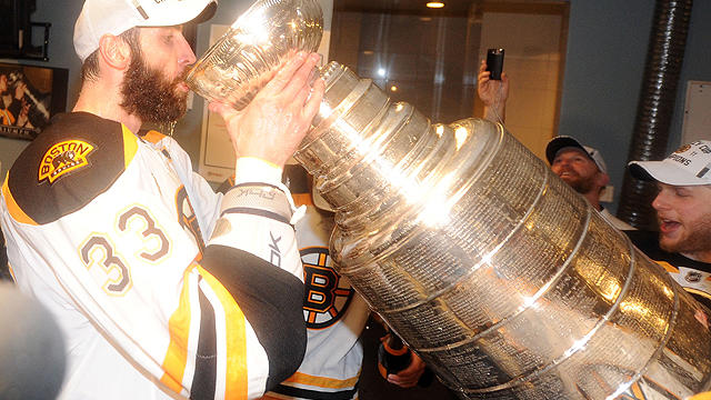chara-drinking-from-cup.jpg 