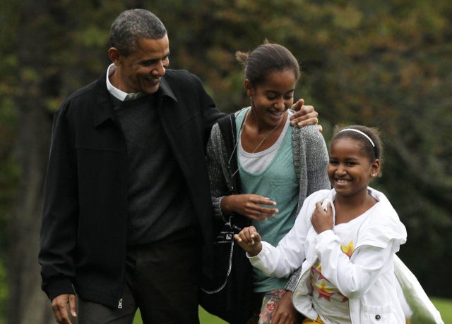 Obama_Sacha_Malia_tAP101003063886.jpg