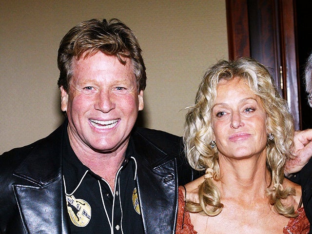 Farrah Fawcett cancer tied to stress? Maybe, says Ryan O'Neal