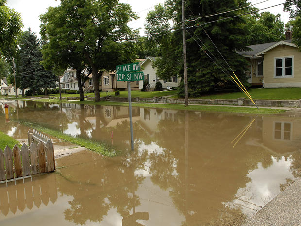 Water fills the streets of a Minot, N.D., neighborhood 