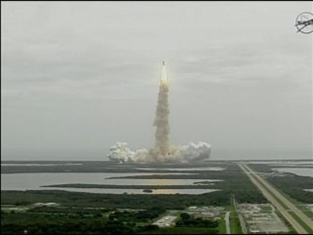 atlantis-launch-31.jpg 