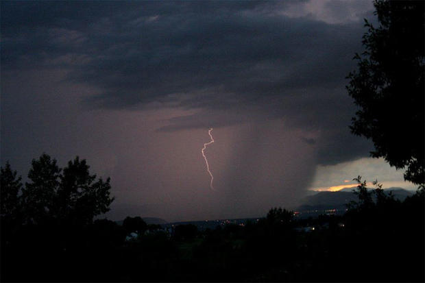 lightning-over-littleton-1.jpg 