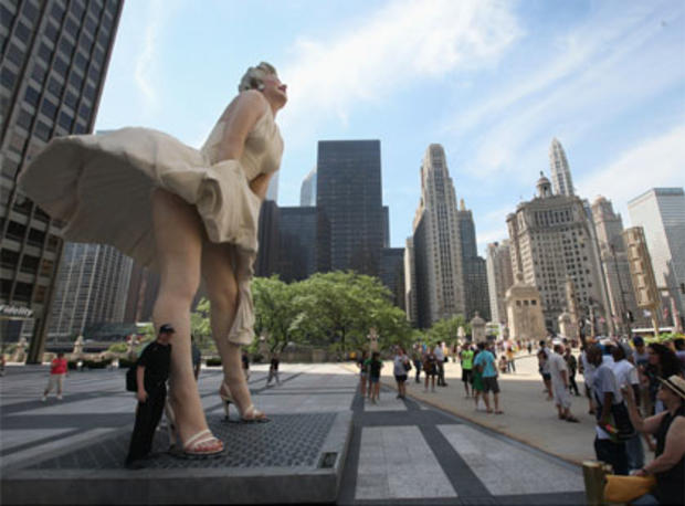 Chicago Marilyn Monroe Statue 