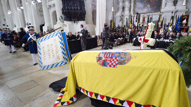 024-munich-chruch_1.gif 
