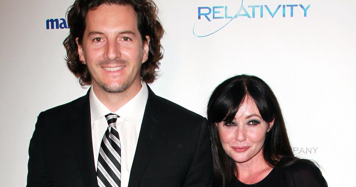 Shannen Doherty engaged, plans TV wedding - CBS News