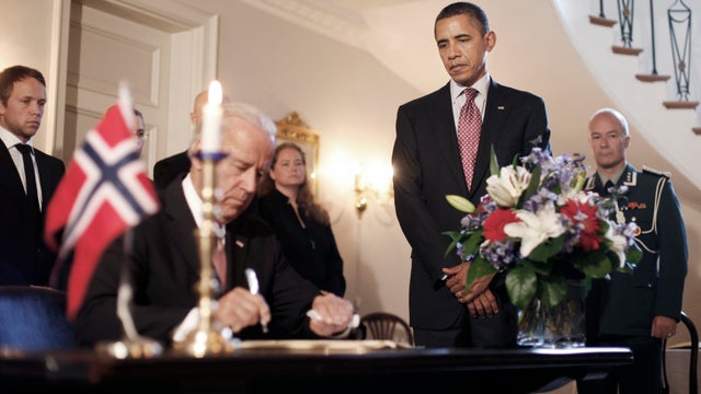 obama_biden_norway_AP110726131417.JPG 