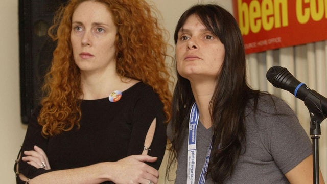 Rebekah_Brooks_Sara_Payne_tAP110728025542.jpg 