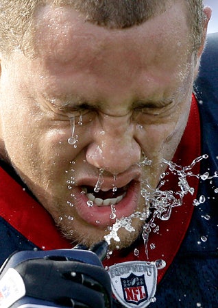 Matt Marcorelle cools off from the hot weather 