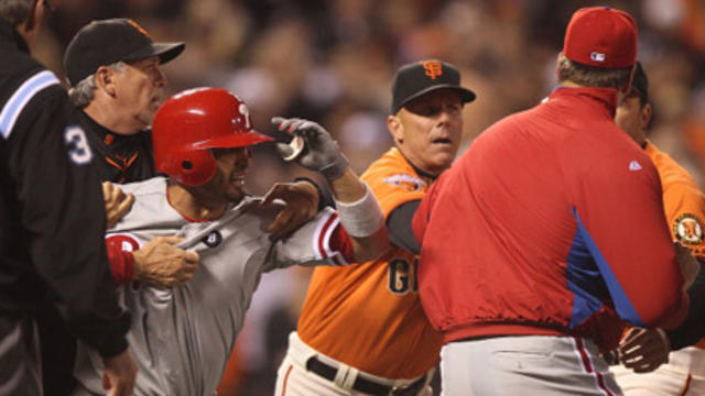 Philadelphia Phillies manager Charlie Manuel benches Shane Victorino 