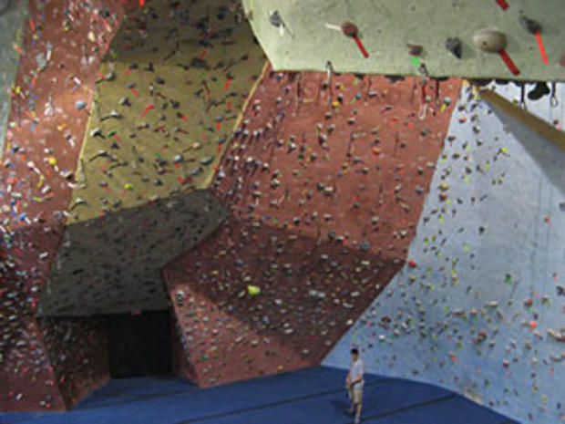 Go Vertical Indoor Rock Climbing 