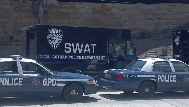 swat.jpg 