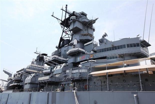 battleship-new-jersey-2011-163.jpg 