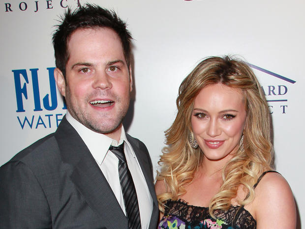 Mike_Comrie_and_wife_actress_Hilary_Duff.jpg 