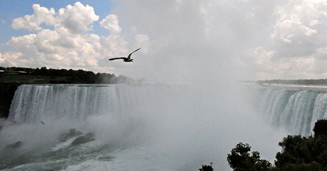 Niagara Falls Searchers Find Unrelated Body CBS News