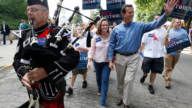 santorum-AP110813120398.JPG 