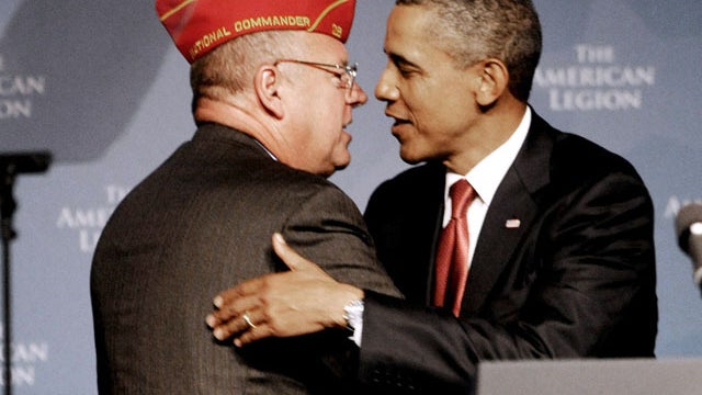 obama-legion-AP110830130081.JPG 