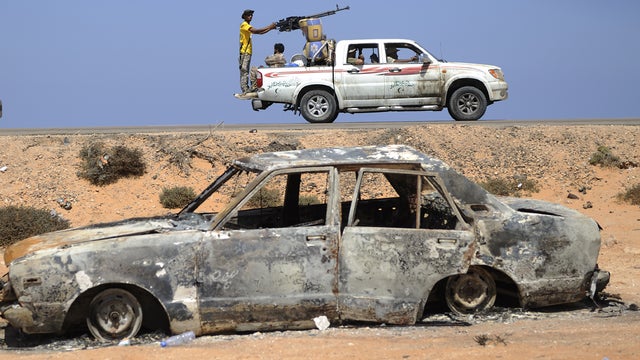 Libya rebels head for Sirte 