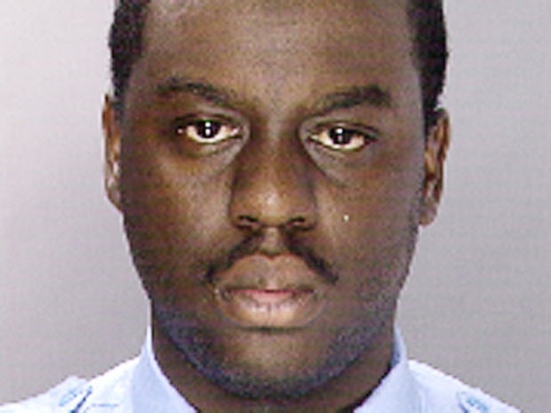 Philadephia cop charged in squad-car rape 