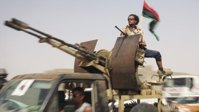 Libyan rebels head for Bani Walid 