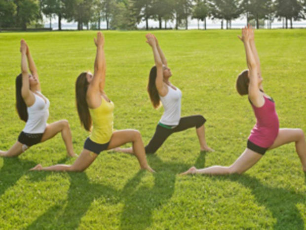 10/13 - how to be a gentleman - yoga outside - thinkstock 