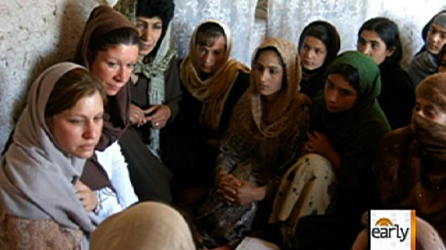 es_0908_AFGHAN_WOMEN.jpg 