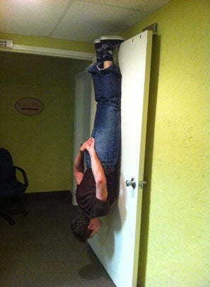 LOL-worthy "batman-ing" photos, it's the new "planking" 