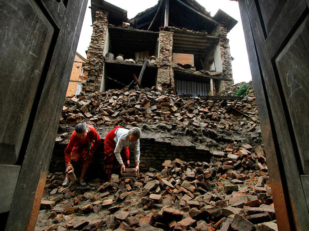 nepal_eathquake_AP110919014511.jpg 
