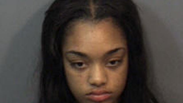 110916033439_Alexis_20Simpson.jpg 