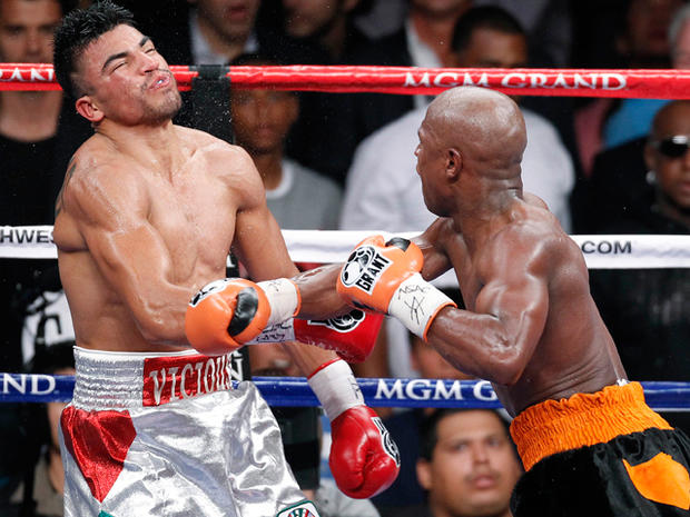 Floyd Mayweather delivers a knockout punch 
