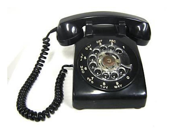 1954-TypcalRotaryPhone.jpg