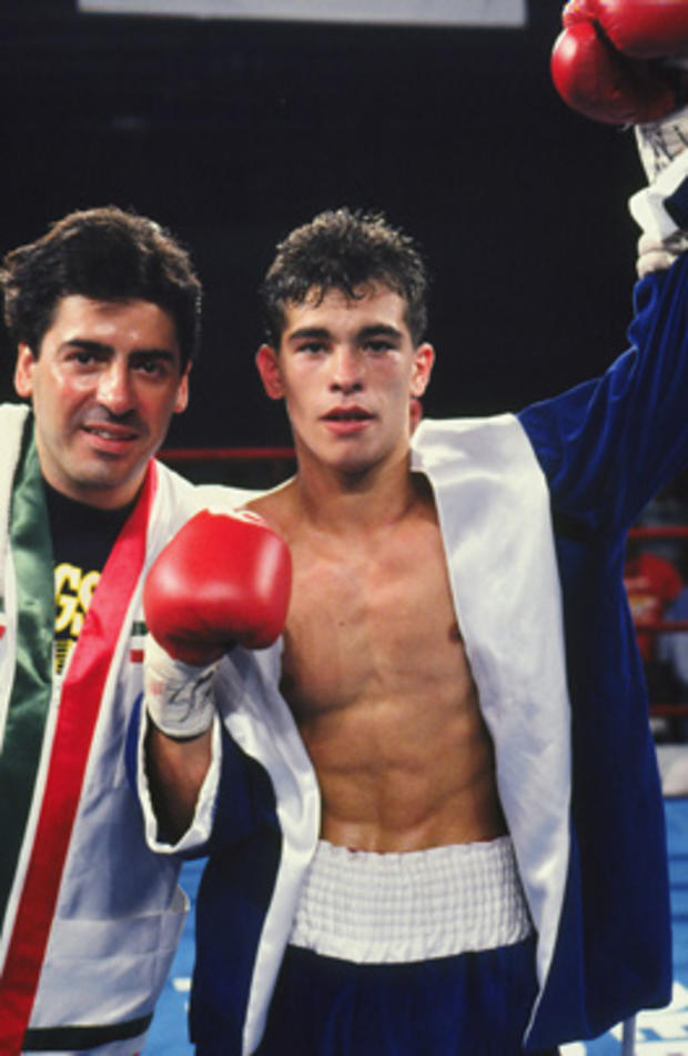 Arturo Gatti in his pro boxing debut 