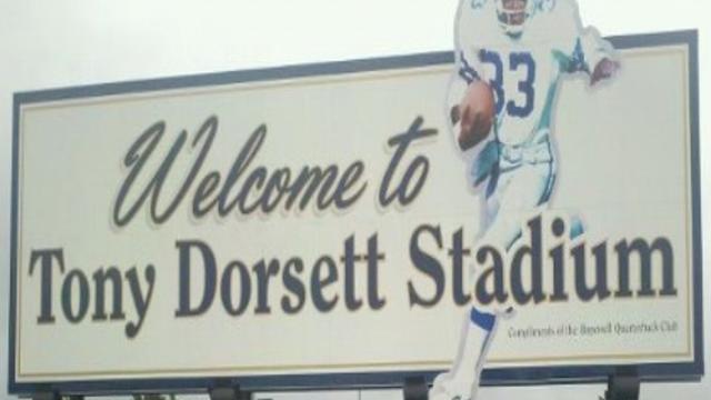 tony_dorsett_stadium_facade.jpg 