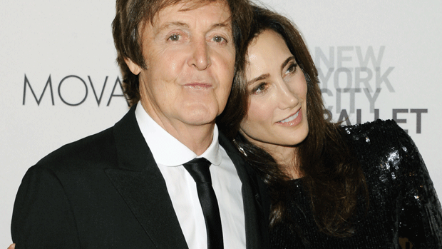 paul-and--nancy-AP110922130.gif 