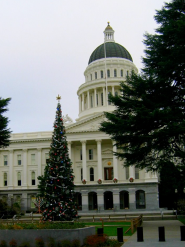 12/15 Nightlife &amp; Music Tree at California State Capitol 