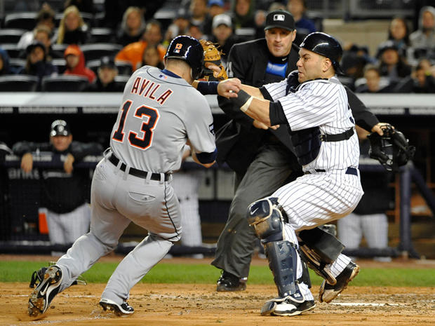Russell Martin tags out Alex Avila 
