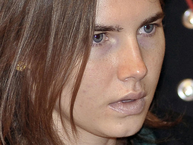 Amanda Knox arrives for an appeal hearing 