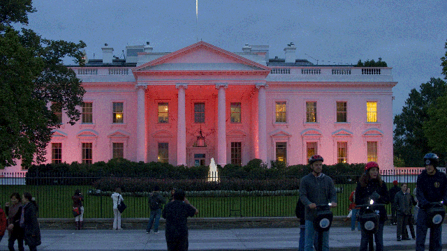017-white-house.gif 