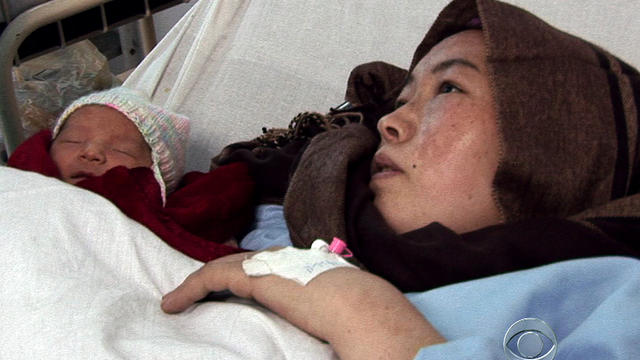 Afghanistan midwives give a better chance at life 