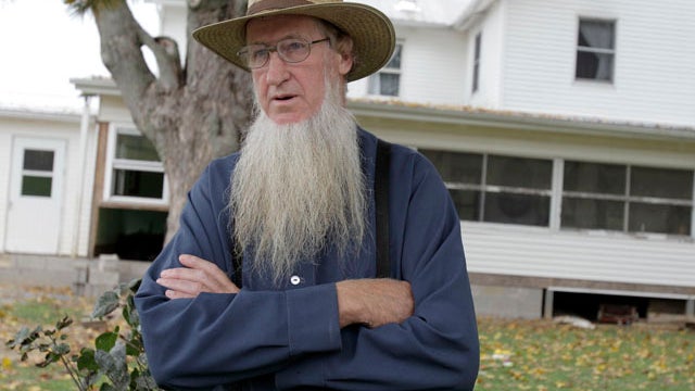 111010-Sam_Mullet-Amish_Attacks-AP1110101113283.jpg 