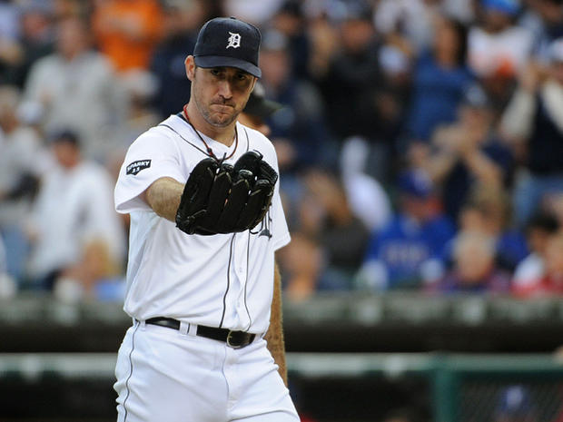 Justin Verlander reacts to the third out in the sixth inning 