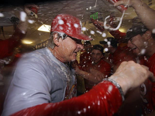 NLCS_cardinals_brewers_AP11101702923.jpg 