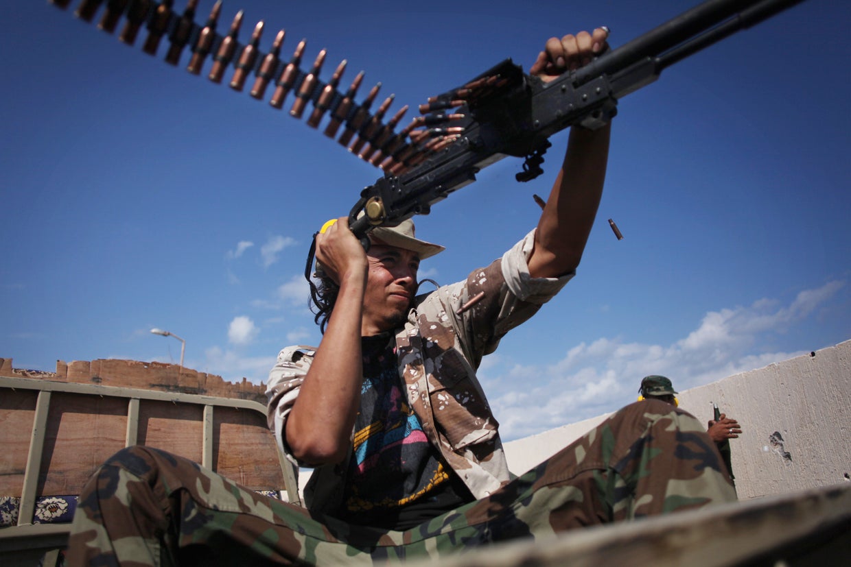 A revolutionary fighter fires 