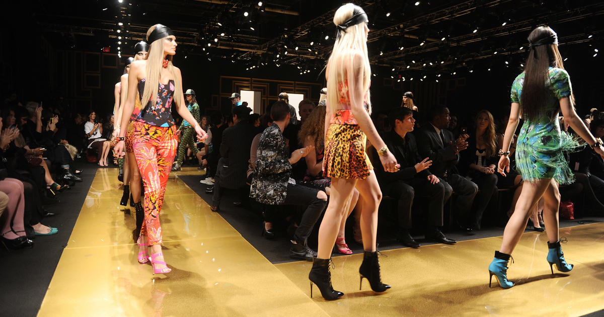 Nicki Minaj + Prince Perform at Glamorous Versace for H&M Fashion Show
