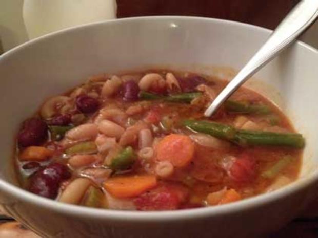 1/11 Food &amp; Drink - Soup Recipes - Minestrone 